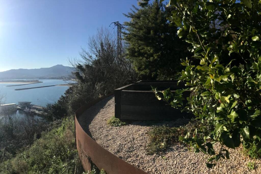 Suite En El Faro De Hondarribia, Con Vistas Exteriör bild